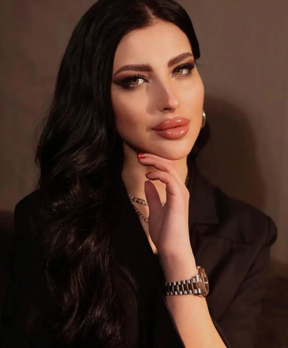 Arina escort in Moscow