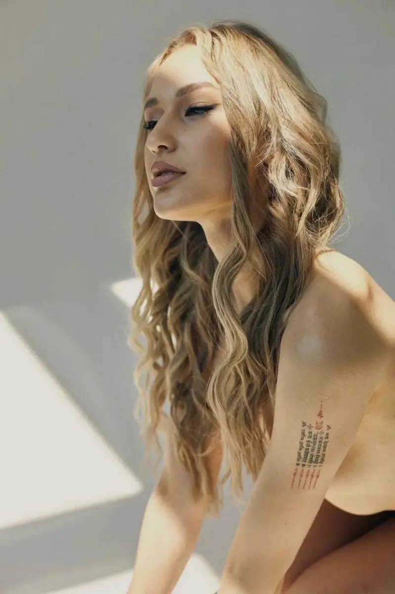 Emilia escort in Moscow