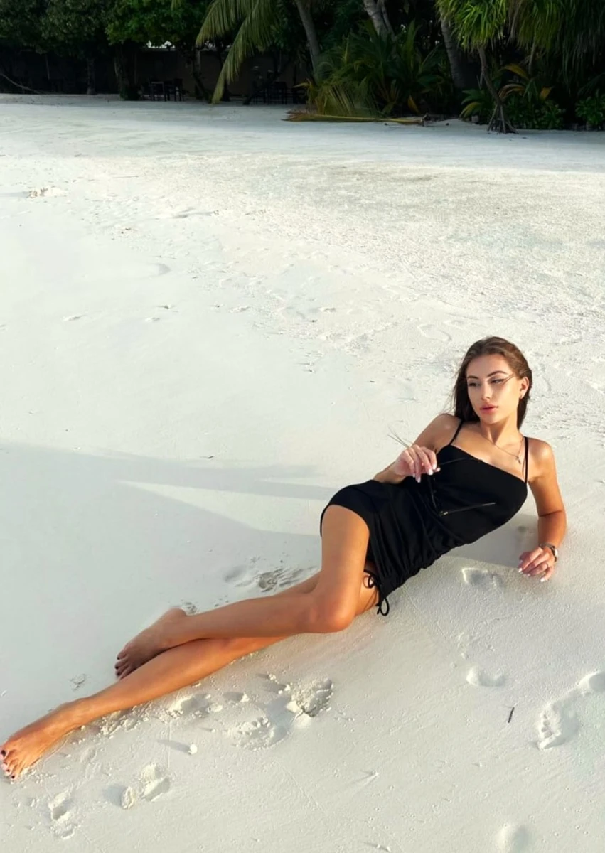 Lora escort in Moscow
