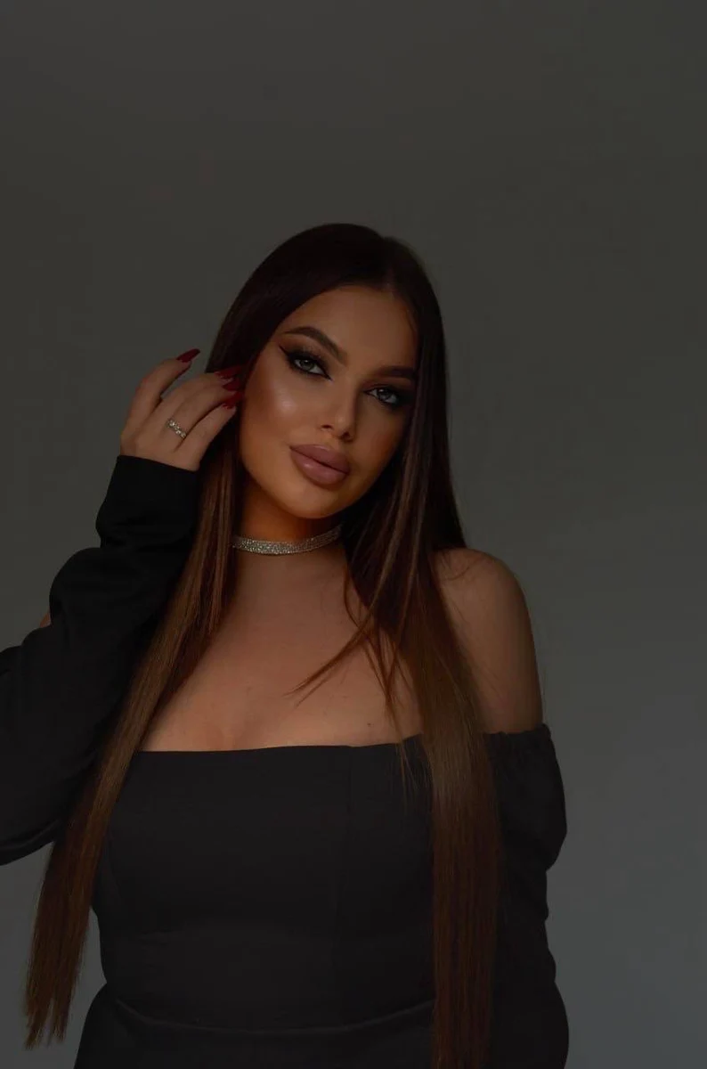 Thyra escort in Moscow