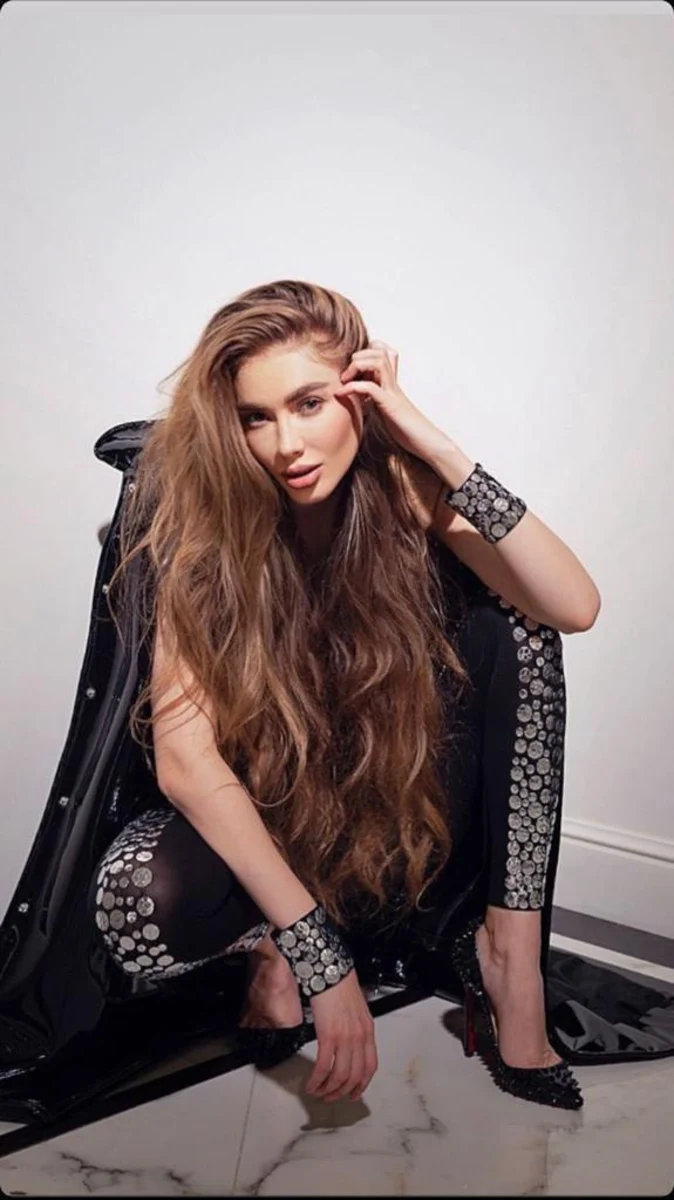Valentina escort in Moscow