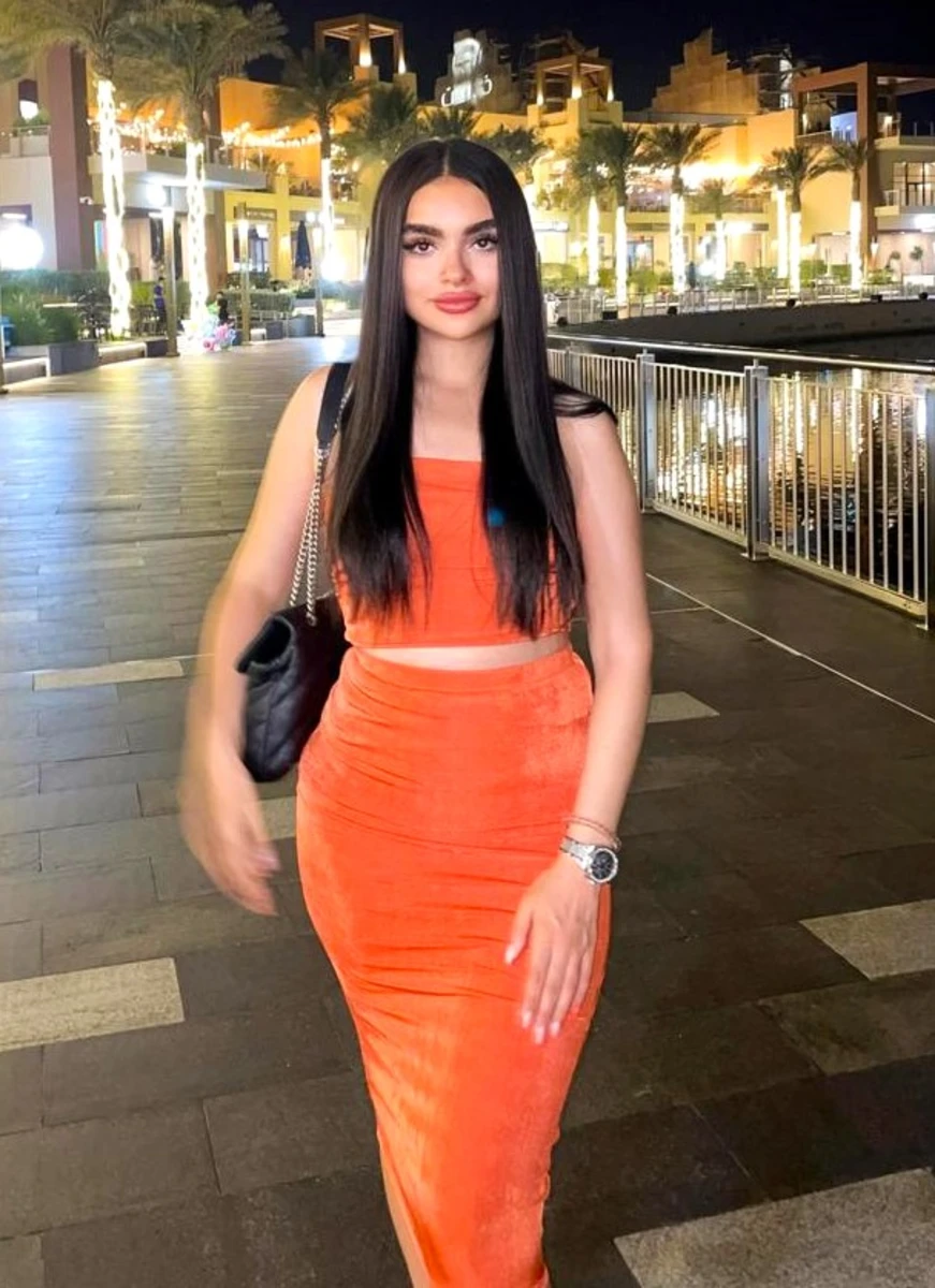 Vika escort in Moscow